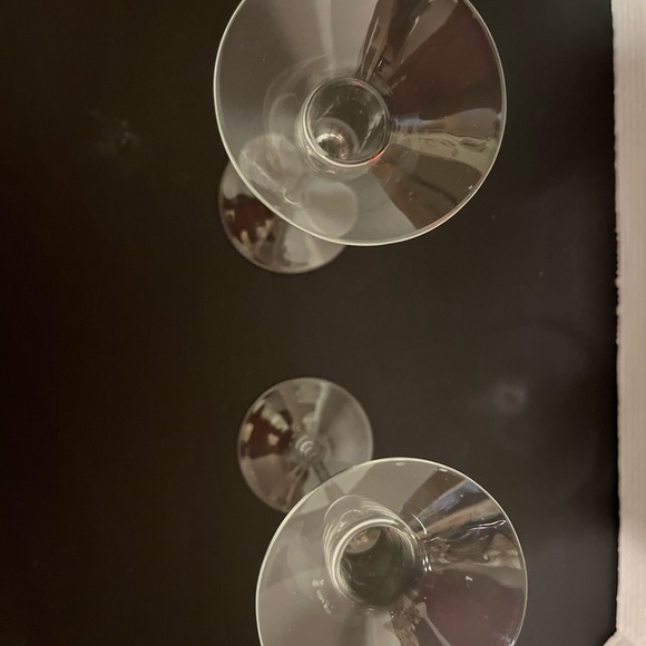 Set of 2 Glass Taper Candle Holders 8 1/4” Tall. So Pretty And Romantic. - Picture 2 of 6